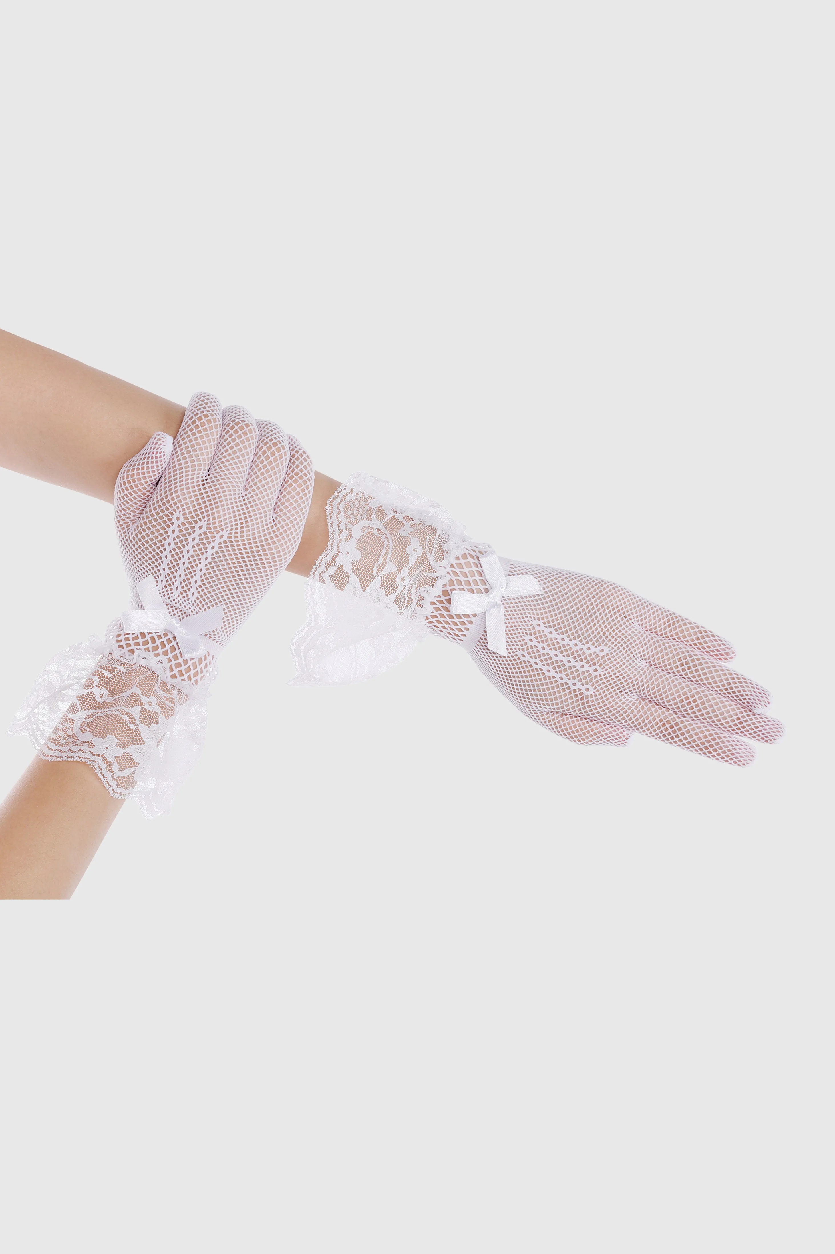 9.45" Ruffled Lace Mesh Gloves